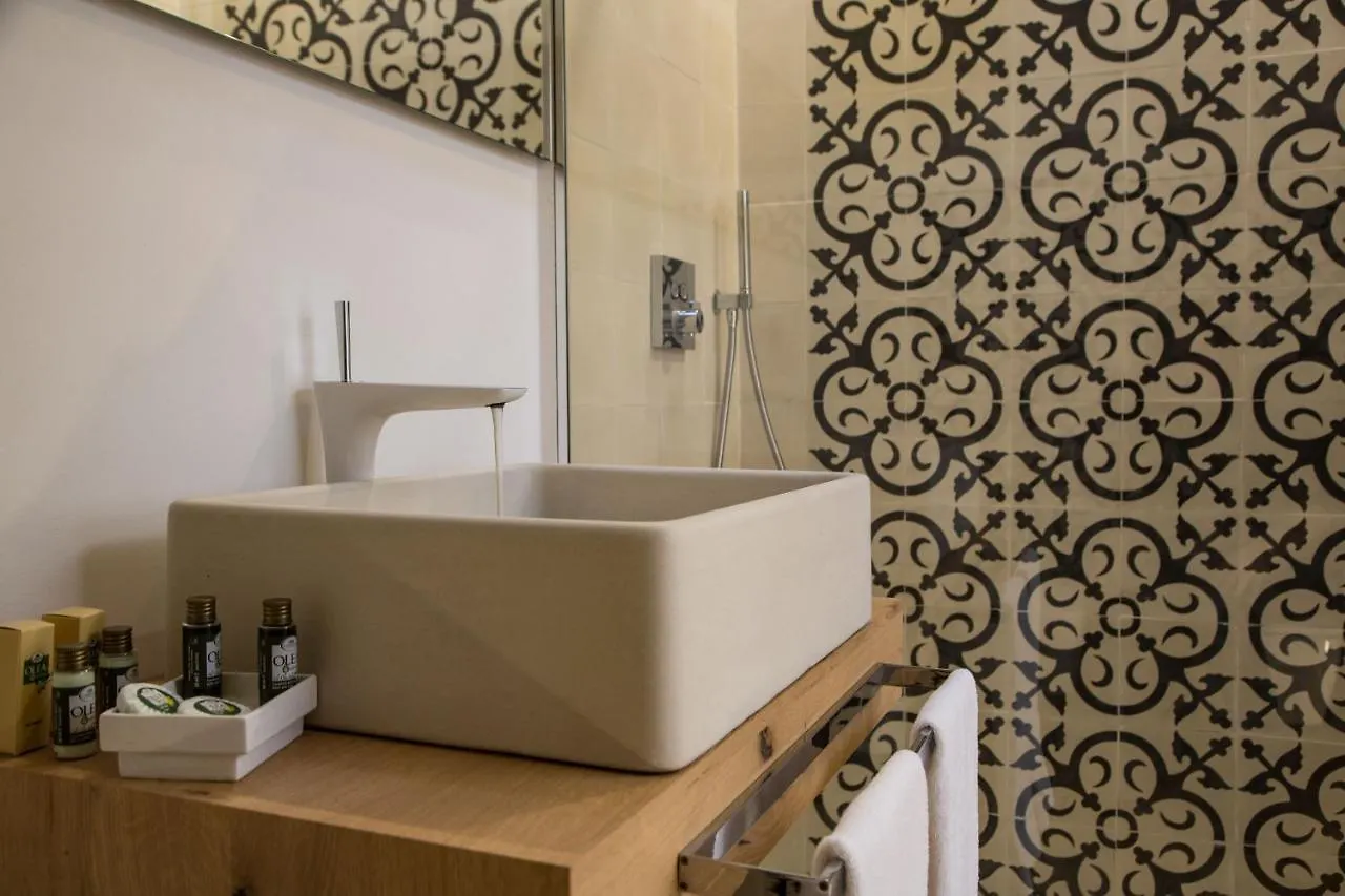 Plebis - B&B in Sicilia nel centro storico di Aeroporto di Catania Fontana Rossa Bed & Breakfast
