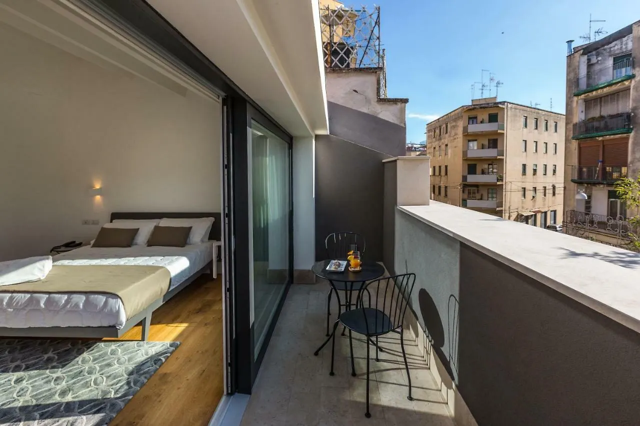 Plebis - B&B in Sicilia nel centro storico di Aeroporto di Catania Fontana Rossa