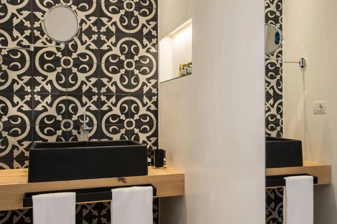 *** Bed & Breakfast Plebis - B&B in Sicilia nel centro storico di Aeroporto di Catania Fontana Rossa Italia